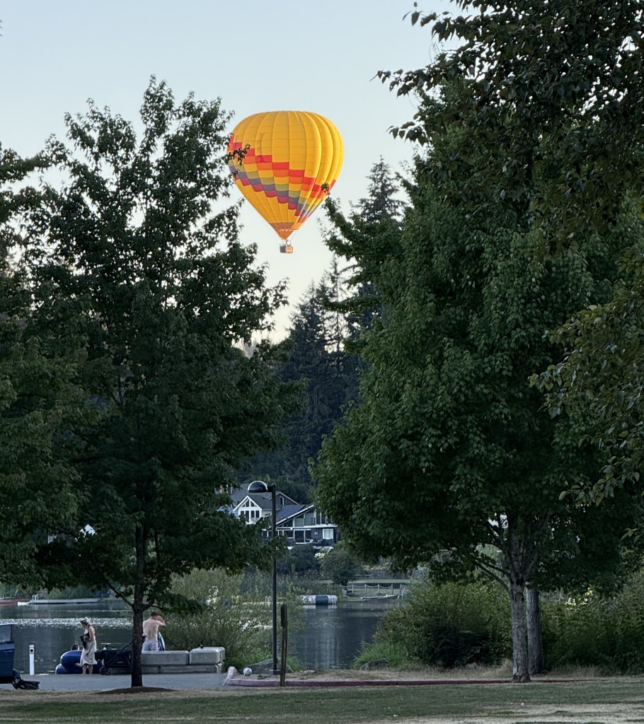 8/20/26 Hot Air Balloon at TEEN SPOTLIGHT concert at Music in the Park at Cottage Lake
